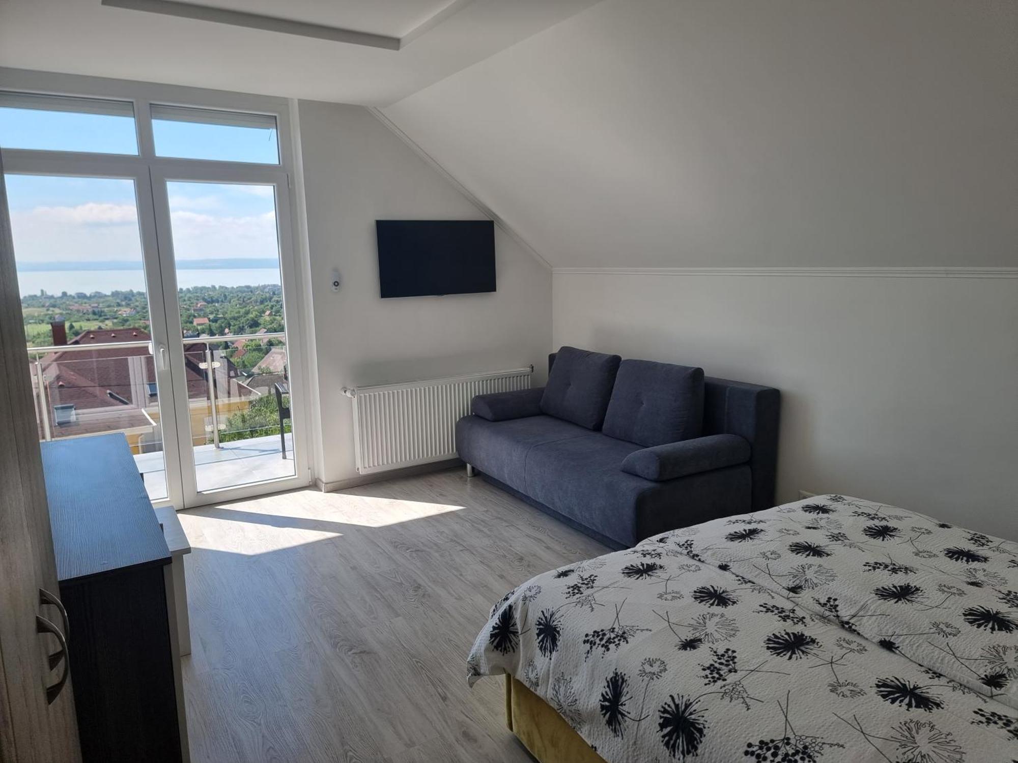 Lakeview Apartments Balatonfuered エクステリア 写真