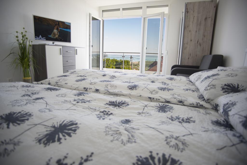 Lakeview Apartments Balatonfuered エクステリア 写真