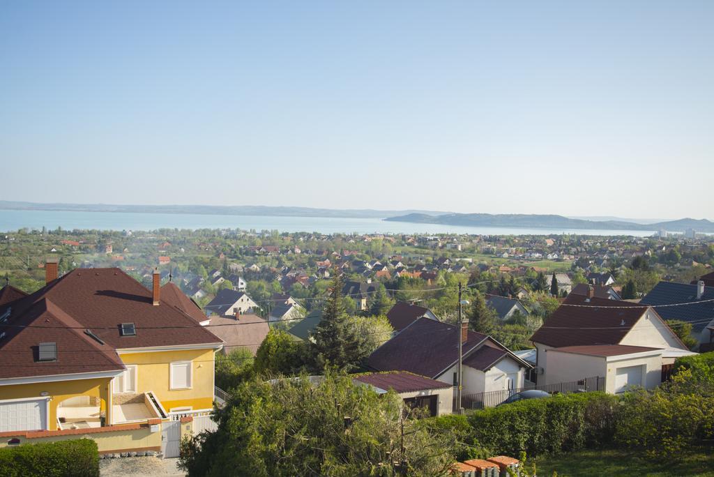 Lakeview Apartments Balatonfuered エクステリア 写真